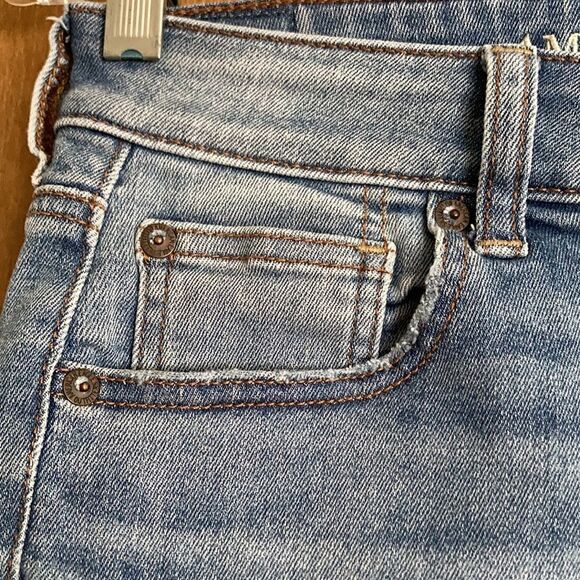 American Eagle Super Super Stretch Hi Rise Shortie - Picture 5 of 7